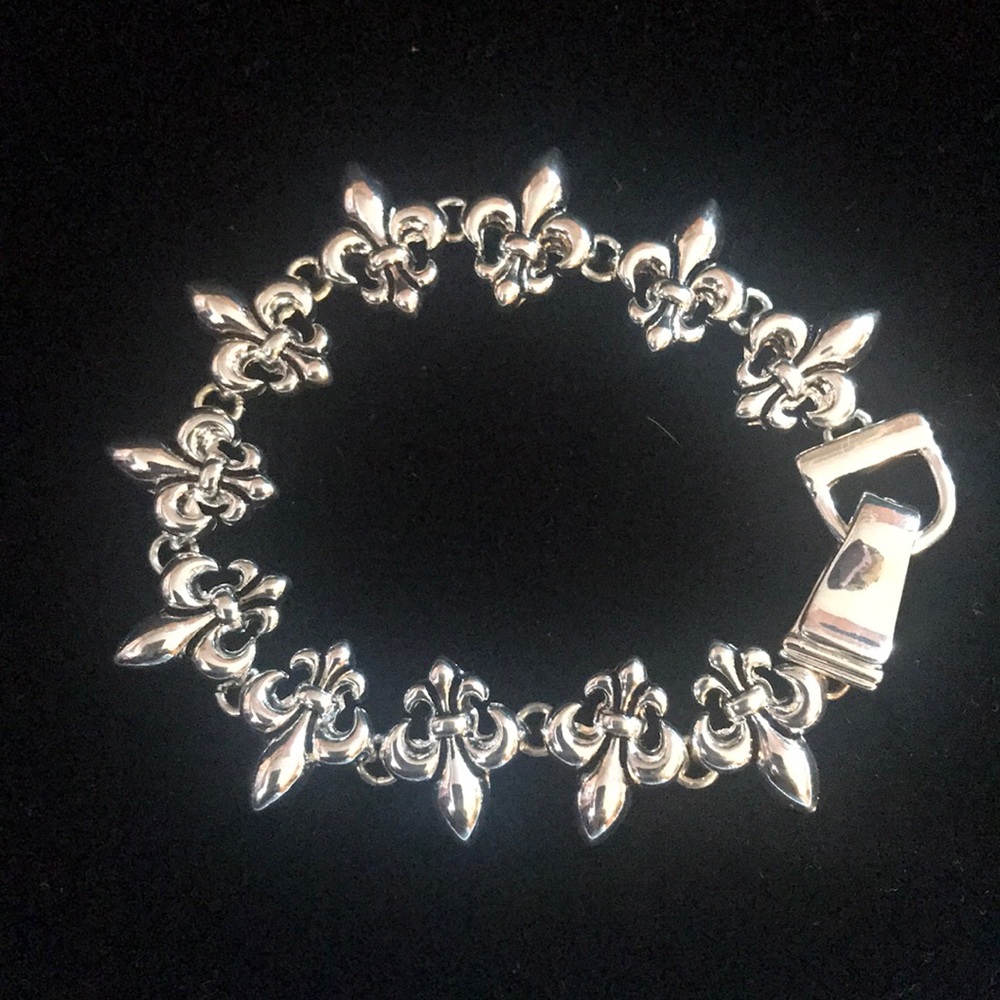 Fleur de Lis Bracelet